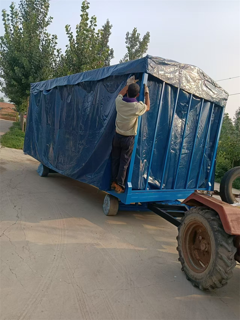 软顶雨棚拖车(图3)
