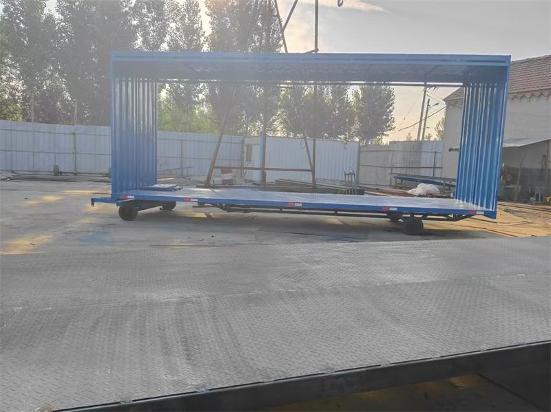 硬顶雨棚拖车(图9) 硬顶雨棚拖车(图9)