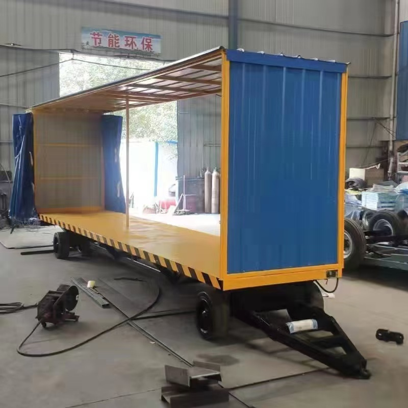 硬顶雨棚拖车(图4) 硬顶雨棚拖车(图4)