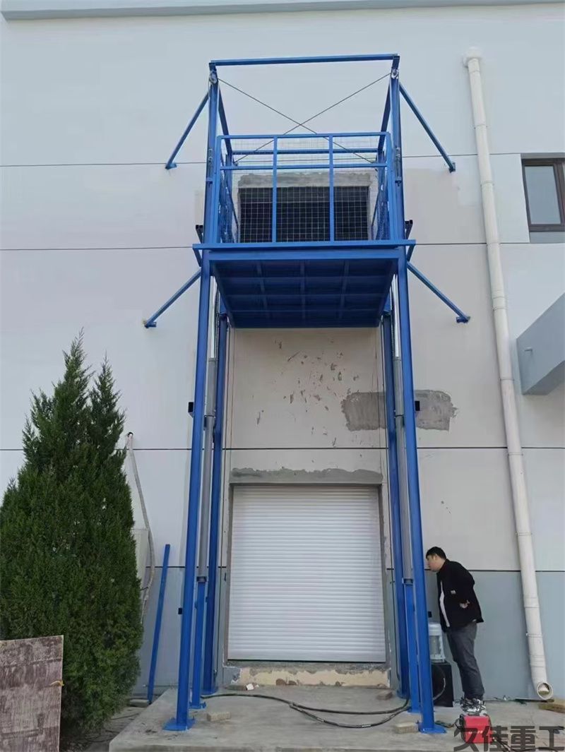 导轨式升降货梯(图3) 导轨式升降货梯(图3)